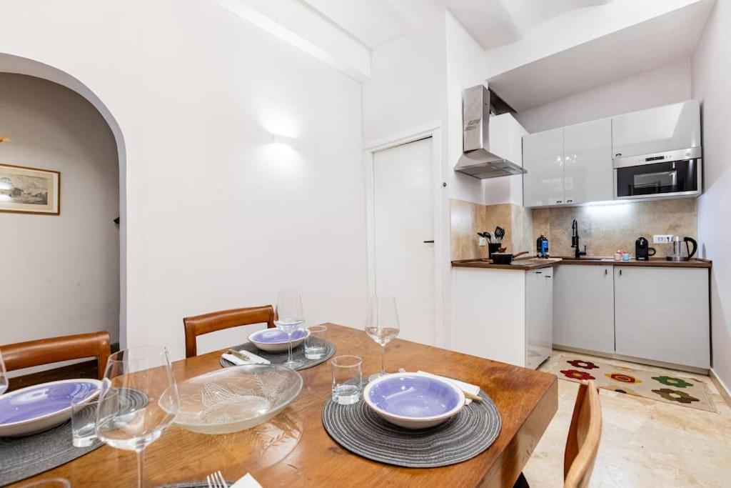 Bottega Augustea Duplex Apartment In Monti Roma Exterior foto